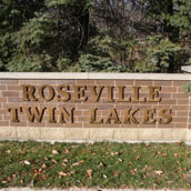 Twin Lakes Sign.jpg
